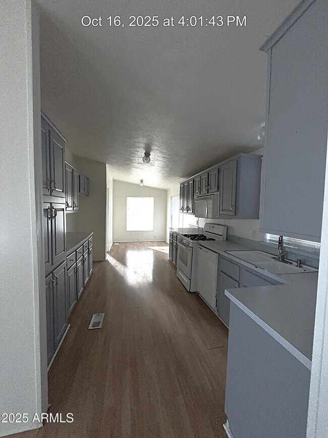 Building Photo - 22548 W Skinner Rd