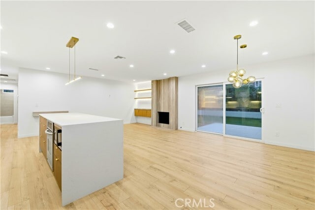 Building Photo - 7663 Sedan Ave