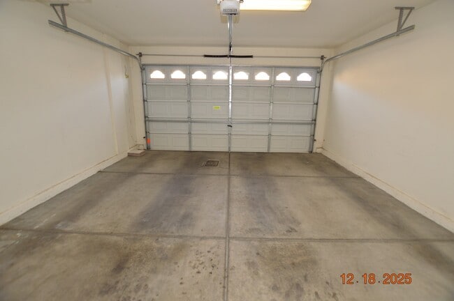 Building Photo - 6175 Tillman Crest Ave