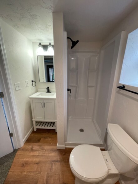 Primary Photo - 1247 Leishman Ave