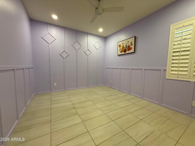Building Photo - 2307 E Mahogany Pl