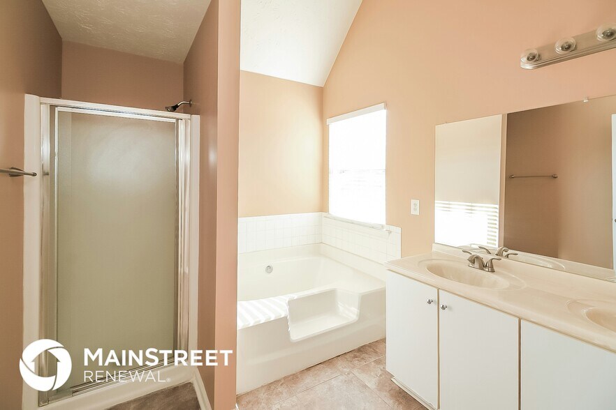 Building Photo - 2095 Sugar Creek Falls Ct