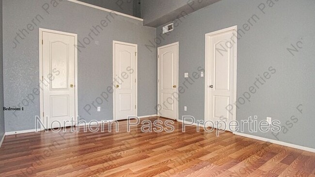 Building Photo - 12107 Valley Quail Dr
