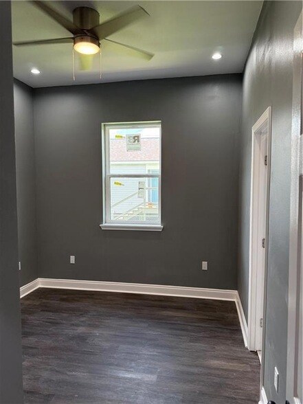 Building Photo - 8927 Fig St