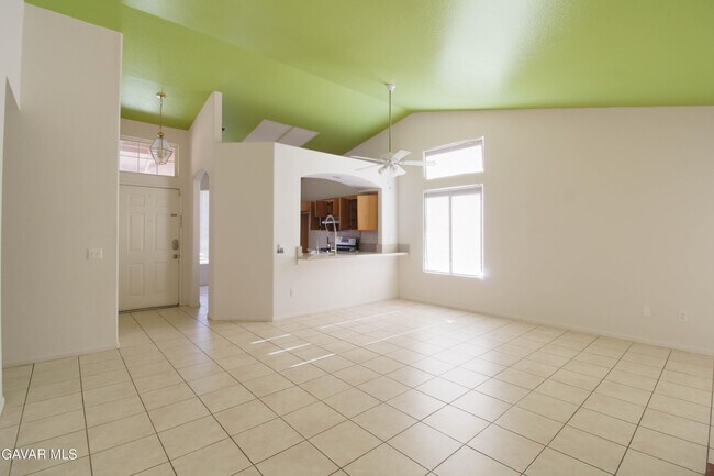 Building Photo - 36805 Alder St
