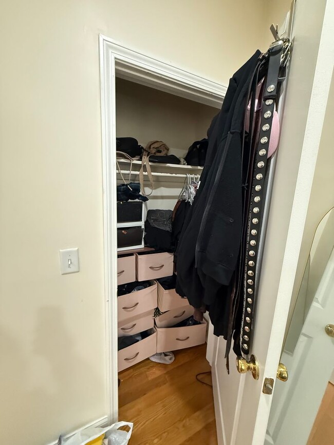 Building Photo - No Brokers Fee, Heat, Hot Water Included, One Bedroom Unit Plus Extra Room, Pets Friendly