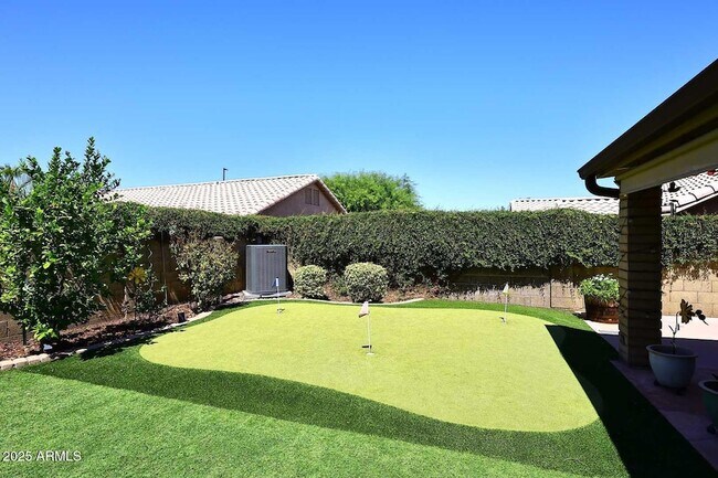 Building Photo - 359 W Brisa Dr