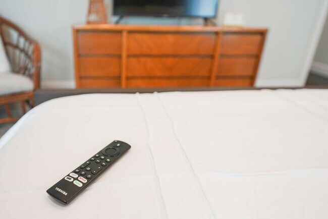 Building Photo - 967 Glass St