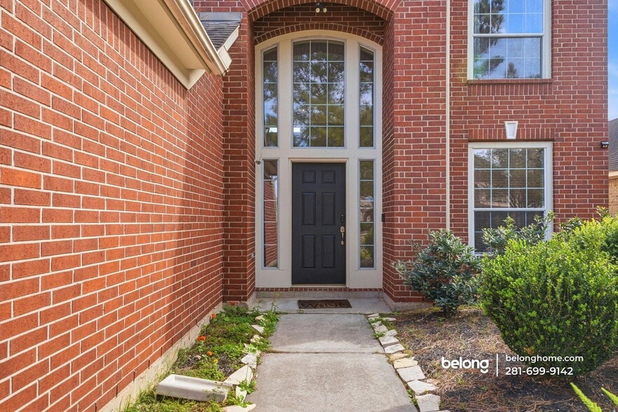 Building Photo - 16246 Field Haze Tr