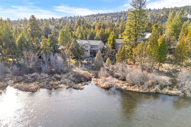Building Photo - 3186 NW Quiet River Ln