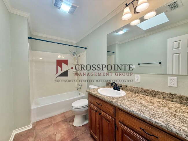 Building Photo - 3308 Moss Glen