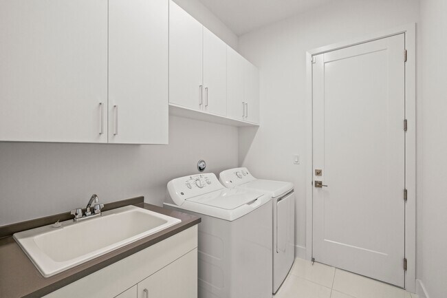 Building Photo - 13128 Feathering Wy