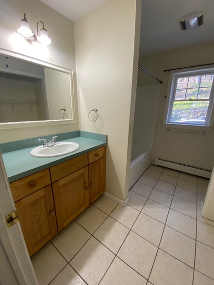 Building Photo - 99 Bahre Corner Rd