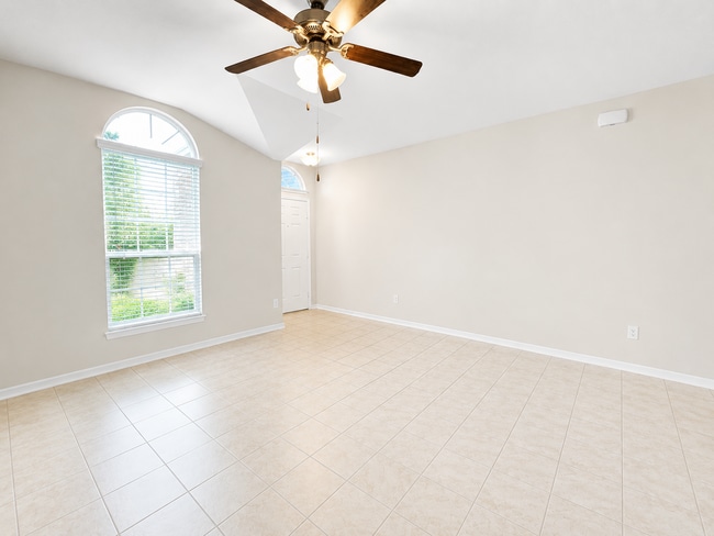 Building Photo - AVAILABLE JUNE 22; APPLY TODAY ON OUR WEBSITE!!!