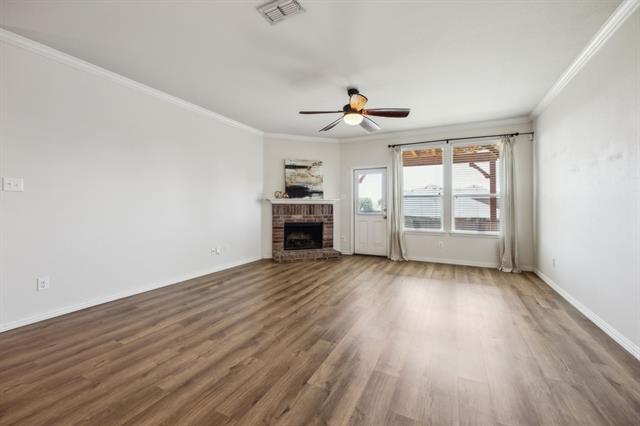 Building Photo - 1704 Willoughby Way
