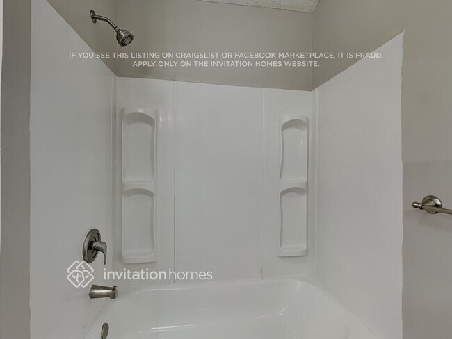 Building Photo - 112 Heathwick Dr