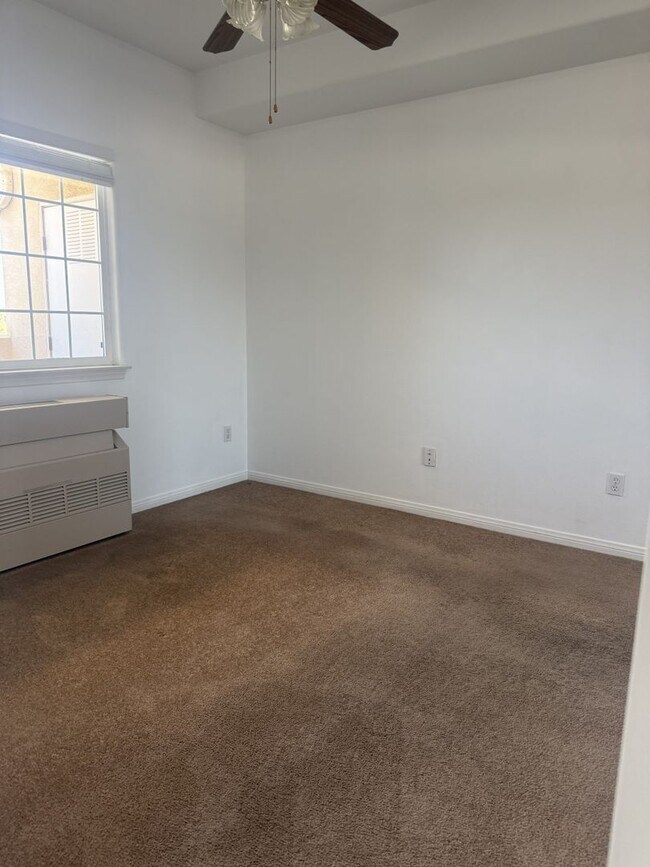 Building Photo - Serene 55+ Living in the Heart of Torrance | 2 Bed, 2 Bath Condo