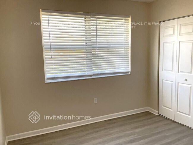 Building Photo - 9760 SW 9th Ct