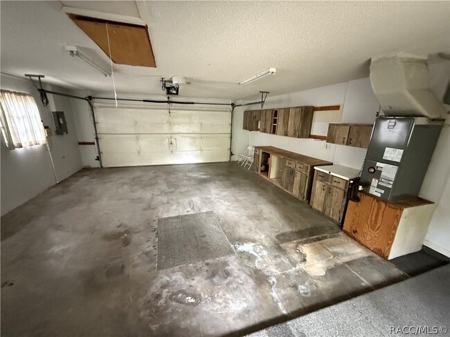 Building Photo - 19 Boxelder Ct