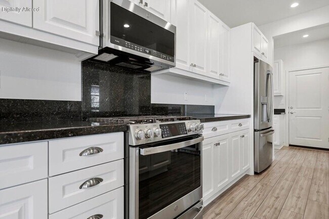 Building Photo - 82755 Temescal Cyn Dr