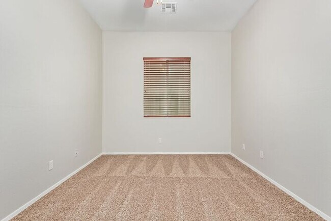 Building Photo - 3578 W Dancer Ln