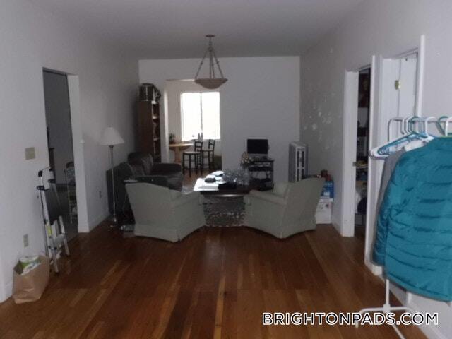 Building Photo - 33 Egremont Rd