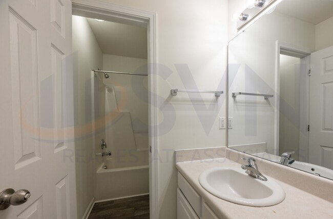 Building Photo - 4815 Hoppers Dr