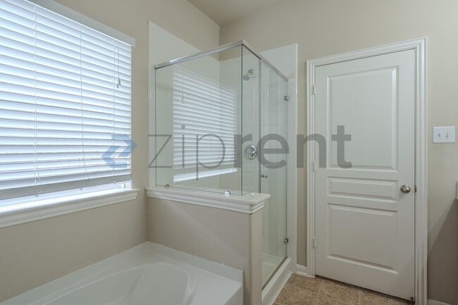 Building Photo - 3029 Cambridge Meadows Ln