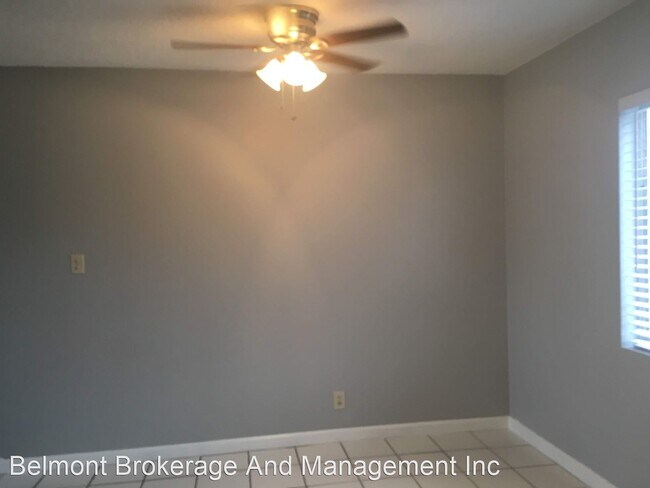 Building Photo - 445 Ximeno Ave