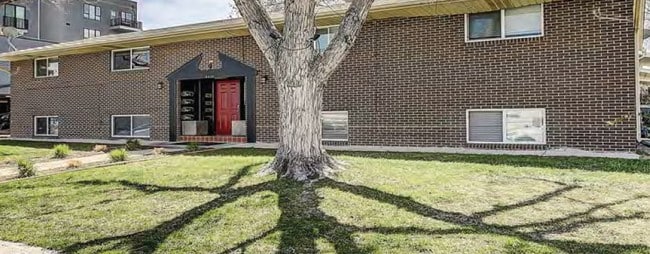 Primary Photo - 4426-4436 W 39th Ave