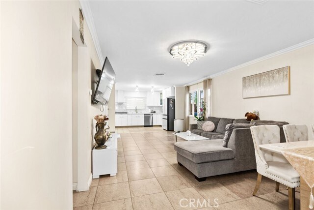 Building Photo - 11377 Gaynor Ave