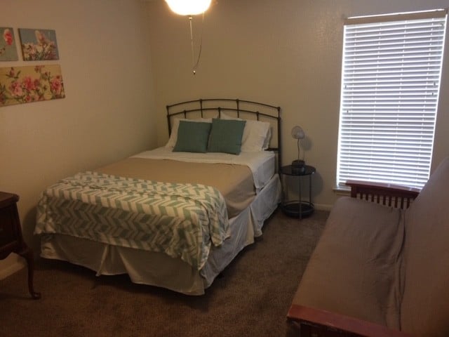 master queen bed - 1205 Calico Ln