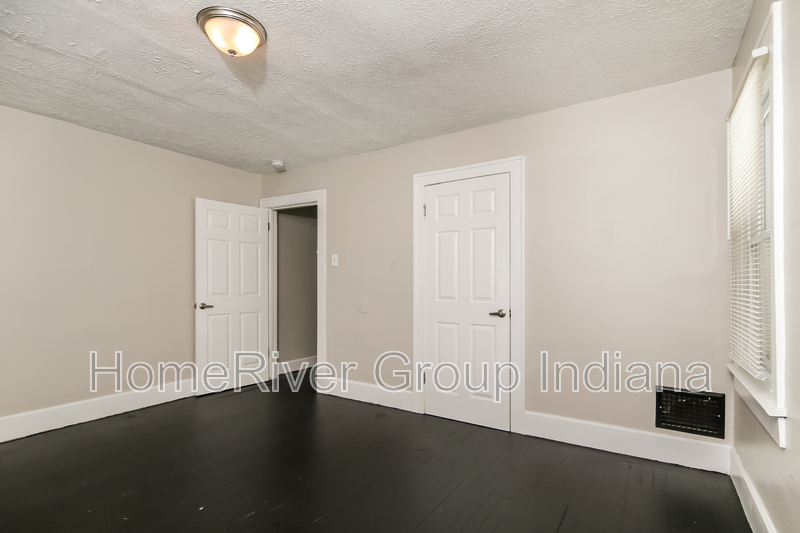 Building Photo - 40 N Euclid Ave