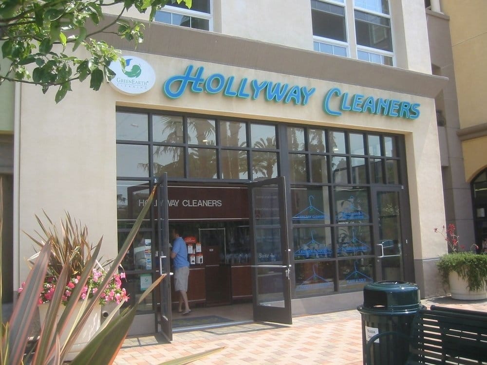 2 min walk from Dry Cleaners - 13044 Pacific Promenade