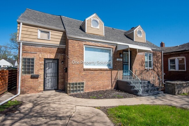 Building Photo - 2561 Harrison St