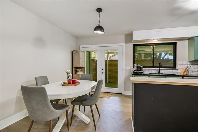 Building Photo - 5033 Fort Clark Dr