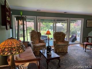 Building Photo - 77 Universe Dr