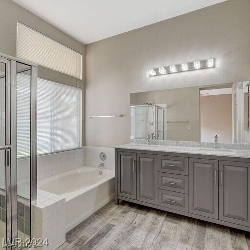 Building Photo - 5022 Vista Loma Way