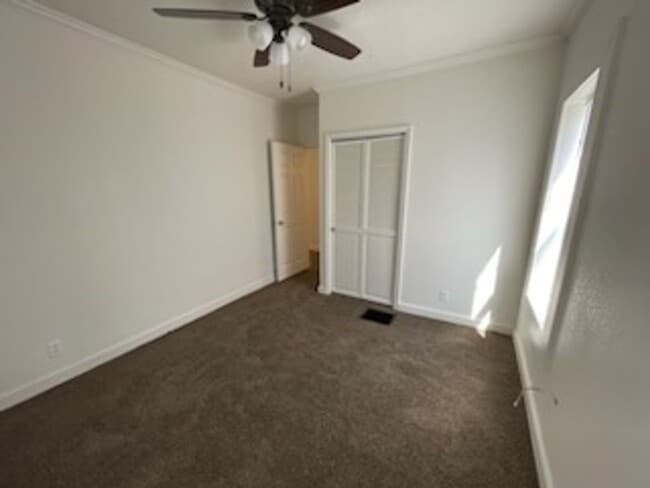 Building Photo - Nice Totally Remodeled 3 Bedroom /1 Bath Home in Downtown Goshen