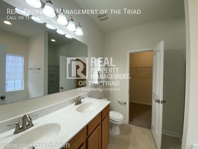 Building Photo - 4539 Deighton Ct