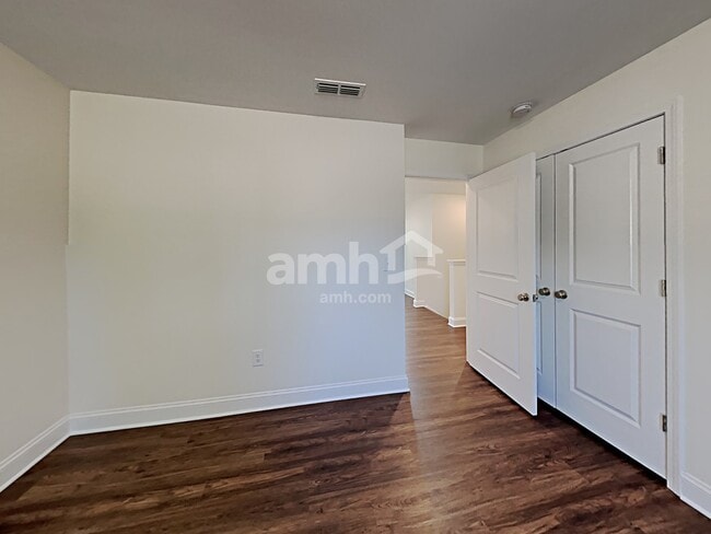 Building Photo - 3212 Brierhill Rd