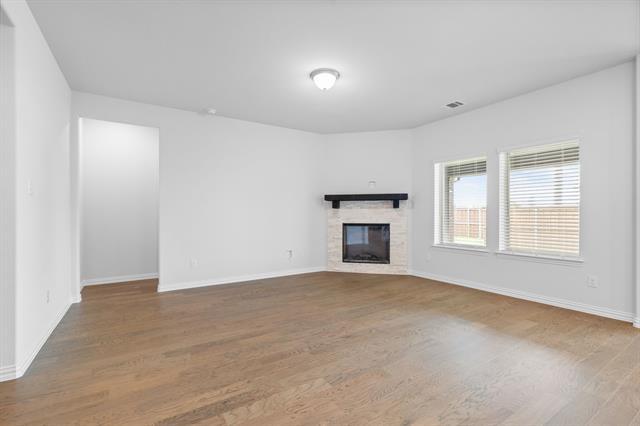 Building Photo - 2100 Briar Rose Dr