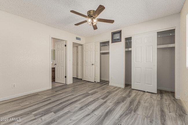 Building Photo - 6850 W Cholla St