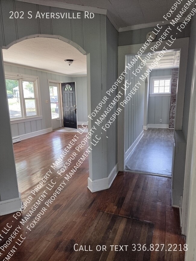Building Photo - 202 S Ayersville Rd
