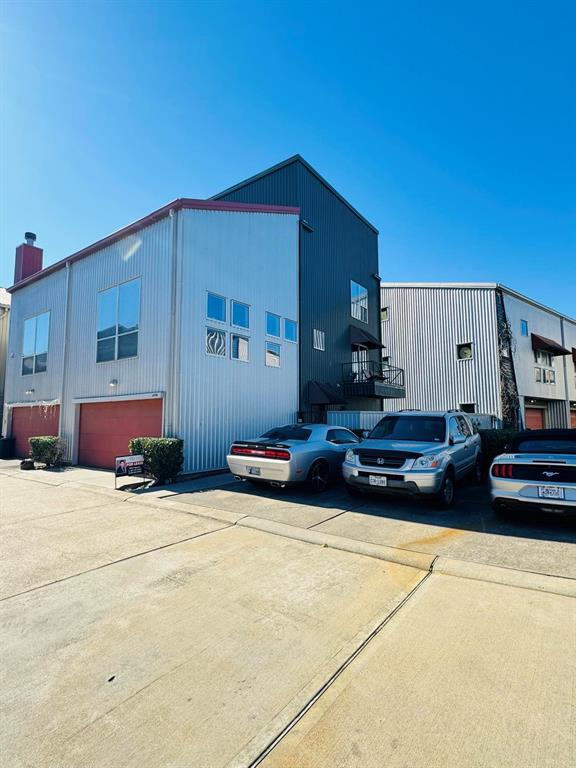 Building Photo - 6908 Yellowstone Way Dr