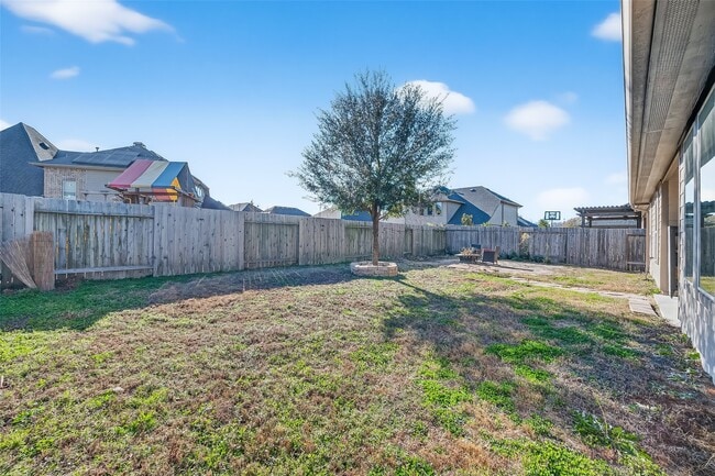 Building Photo - 5810 Metaphor Wy