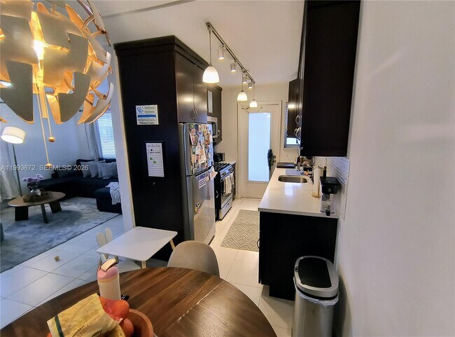 Building Photo - 1335 15th St