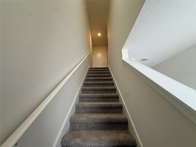 Building Photo - 6524 SW 82nd Lp