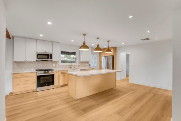 Building Photo - 8666 Keokuk Ave