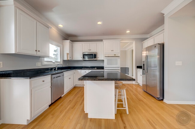 Building Photo - 3744 Highknob Cir